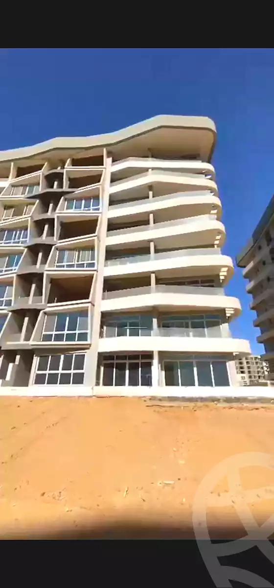 https://aqarmap.com.eg/en/listing/7255433-for-sale-cairo-new-administrative-capital-r7-midtown-condo