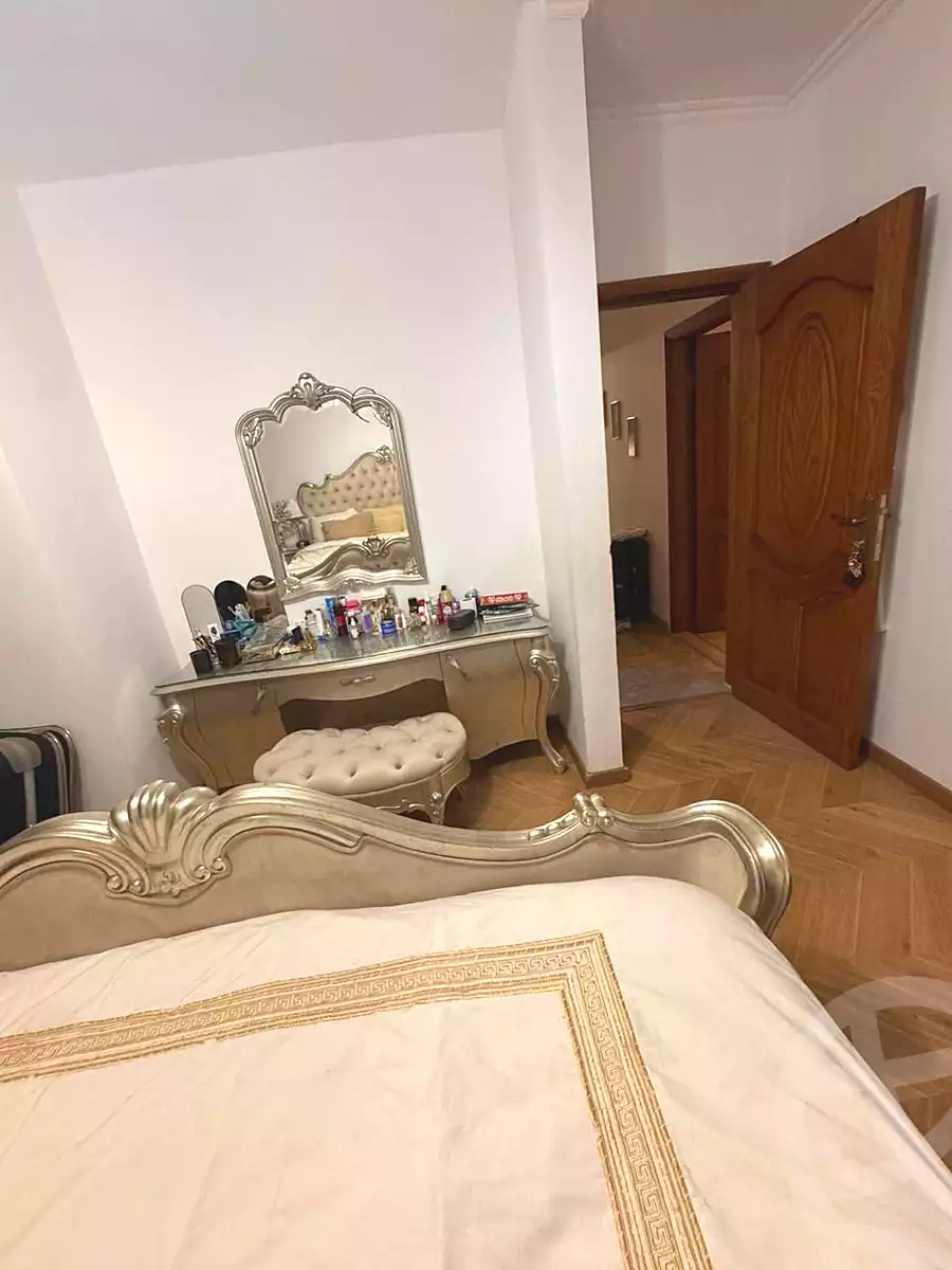 https://aqarmap.com.eg/en/listing/7255559-for-sale-cairo-el-sheikh-zayed-city-mntq-fr-y-bmdyn-lshykh-zyd