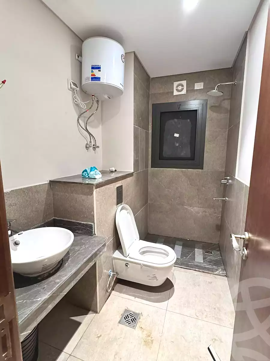 https://aqarmap.com.eg/ar/listing/7255614-for-rent-cairo-el-sheikh-zayed-city-compounds-zyd-wr-llttwyr-z-tower