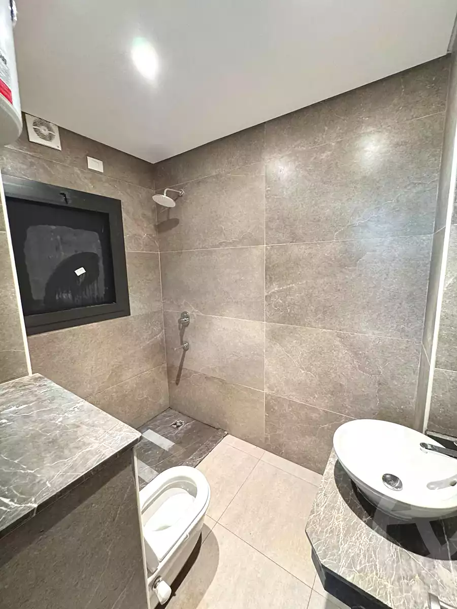 https://aqarmap.com.eg/ar/listing/7255614-for-rent-cairo-el-sheikh-zayed-city-compounds-zyd-wr-llttwyr-z-tower