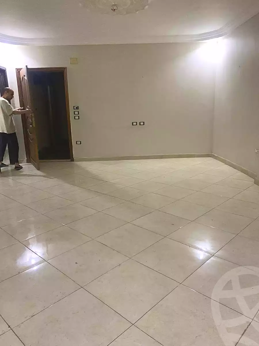https://aqarmap.com.eg/en/listing/7255643-for-rent-cairo-el-haram-kyrw-mwl