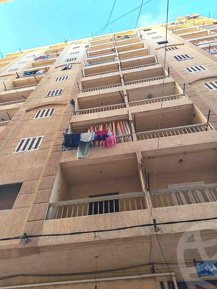 https://aqarmap.com.eg/ar/listing/7256424-for-sale-alexandria-al-agamy-el-hanouvel-al-asdakaa-st