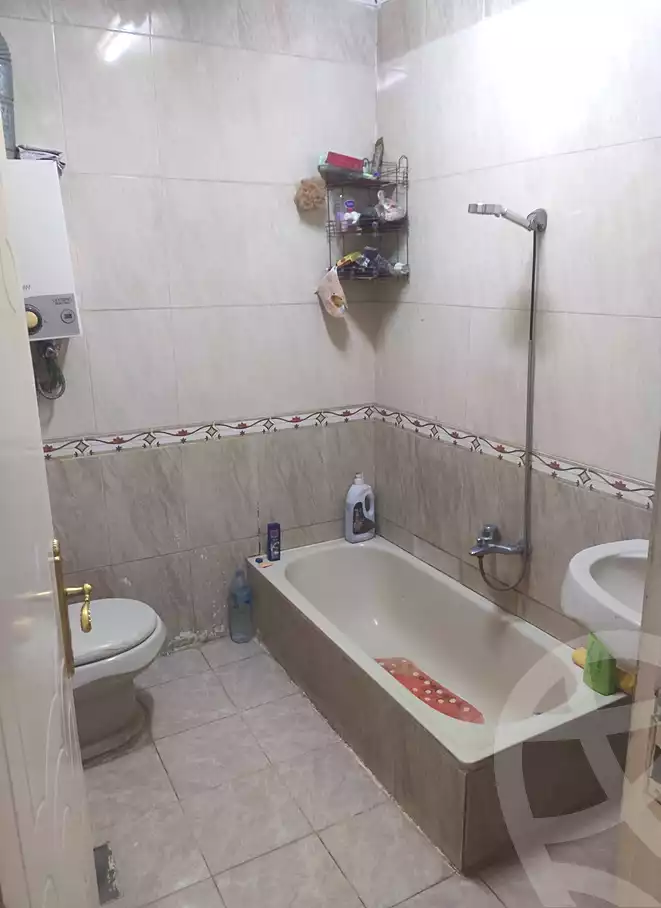 https://aqarmap.com.eg/ar/listing/7256645-for-sale-cairo-el-haram-shareaa-el-talateny
