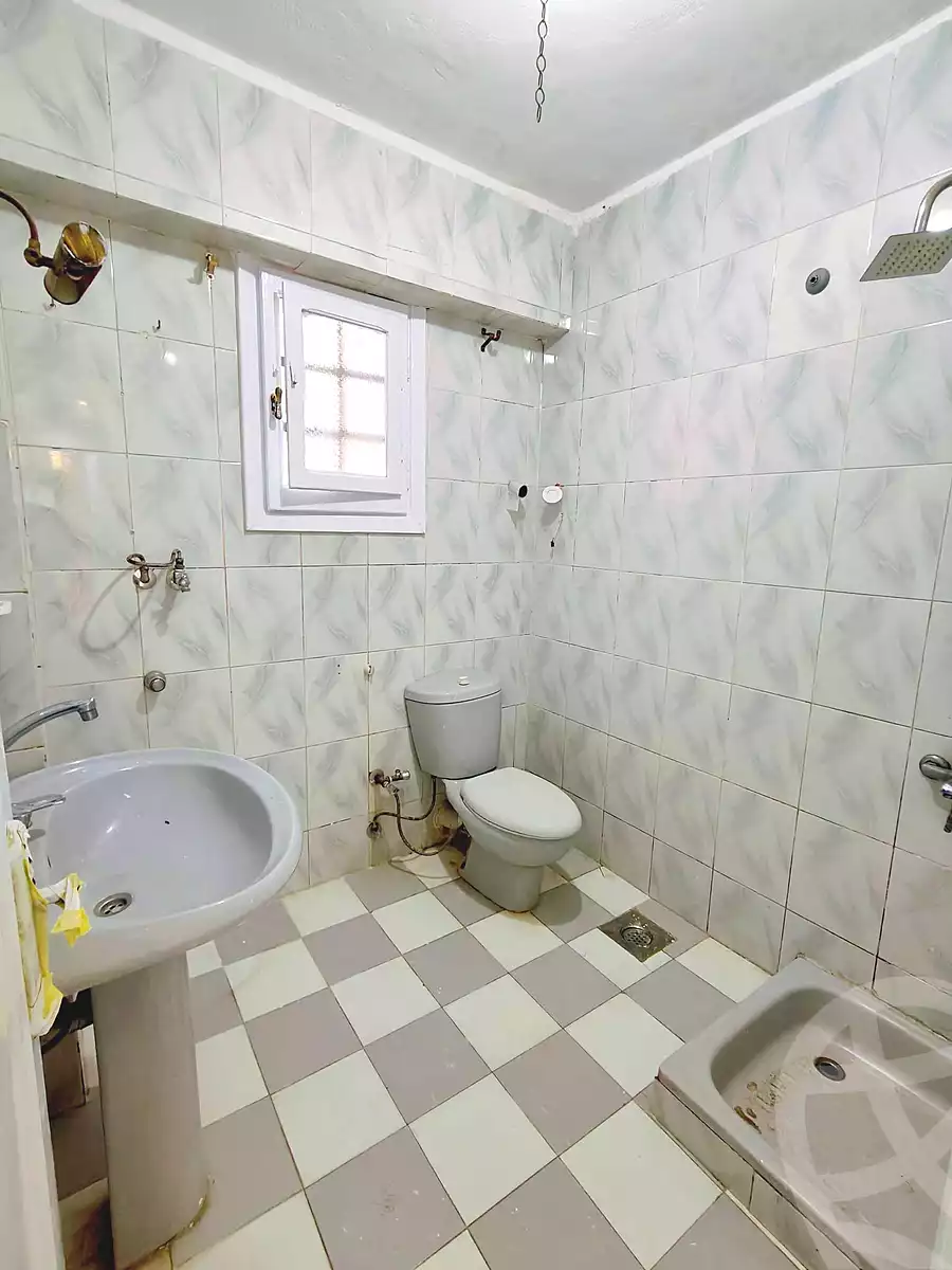 https://aqarmap.com.eg/ar/listing/7256756-for-sale-alexandria-al-agamy-shataa-el-nakheel