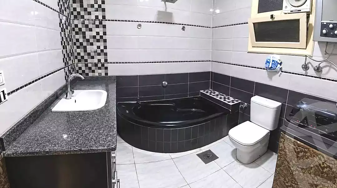 https://aqarmap.com.eg/ar/listing/7256795-for-sale-cairo-helwan-helwan-el-sharkeya