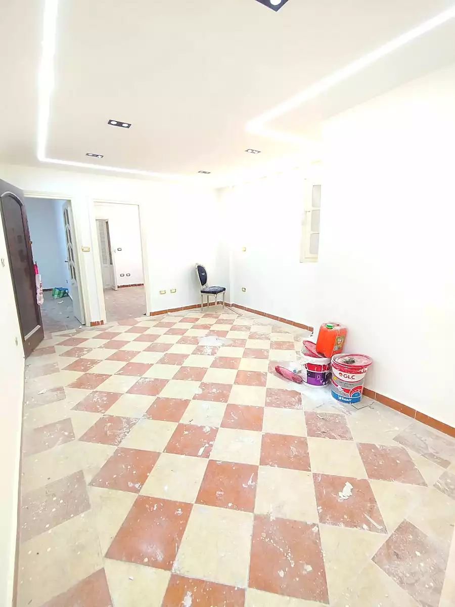 https://aqarmap.com.eg/ar/listing/7256849-for-sale-alexandria-lsywf-el-falki