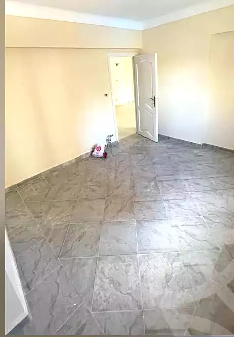 https://aqarmap.com.eg/en/listing/7256864-for-rent-alexandria-sydy-bshr