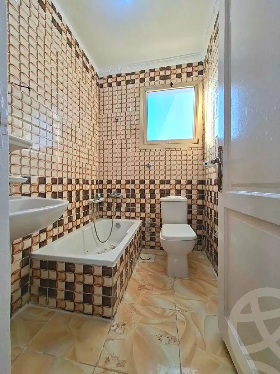 https://aqarmap.com.eg/ar/listing/7256927-for-sale-alexandria-al-agamy-shataa-el-nakheel