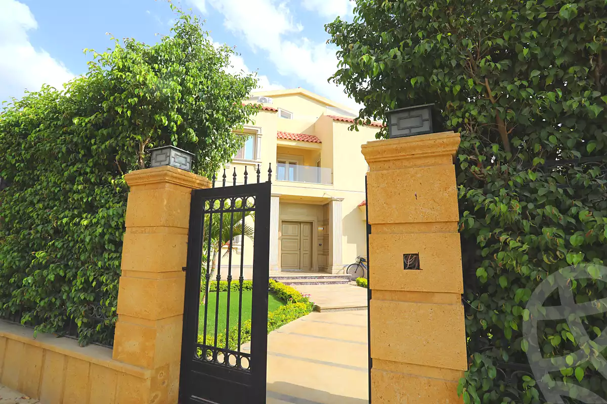 https://aqarmap.com.eg/en/listing/7257095-for-sale-cairo-new-cairo-madinaty-lmntq-lwl-fylt-group-9