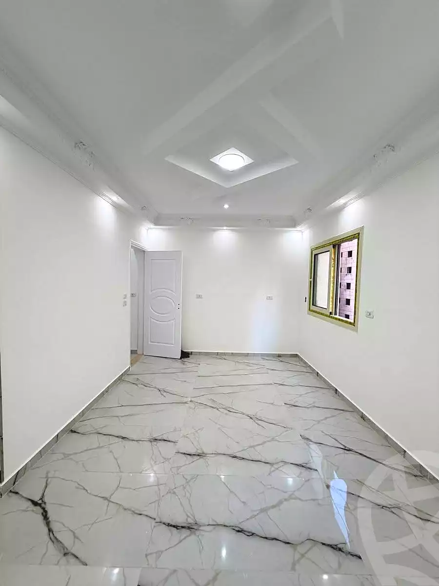 https://aqarmap.com.eg/en/listing/7257115-for-sale-alexandria-miami-shr-jml-bd-lnsr