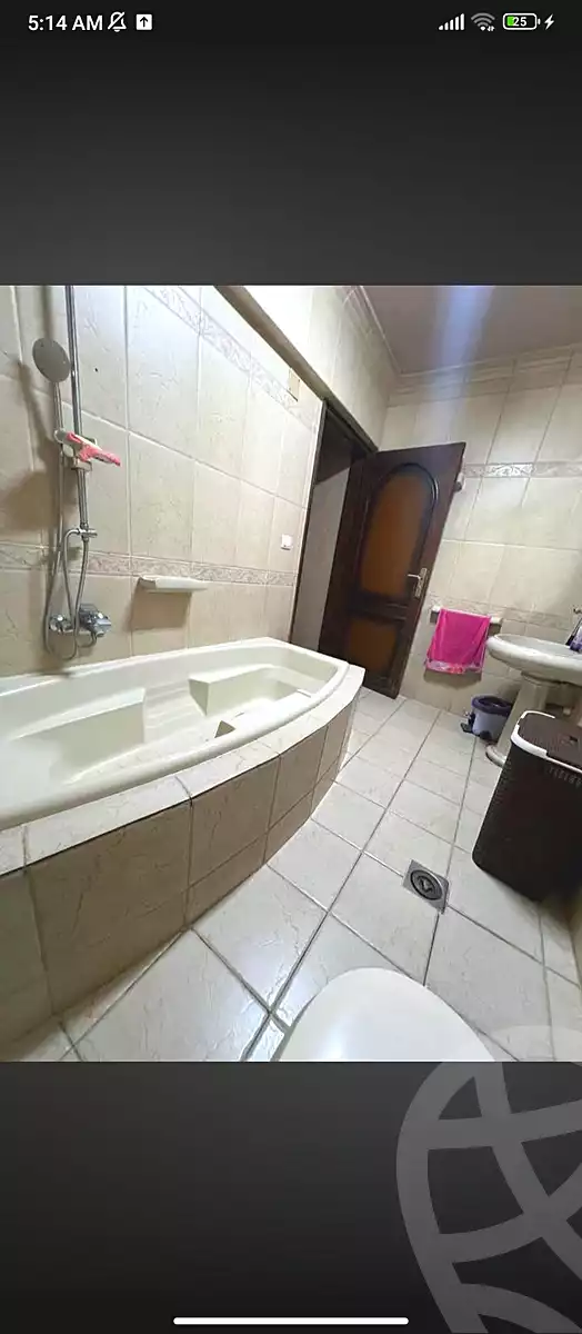https://aqarmap.com.eg/ar/listing/7257166-for-sale-cairo-helwan-helwan-el-sharkeya-heidar-st