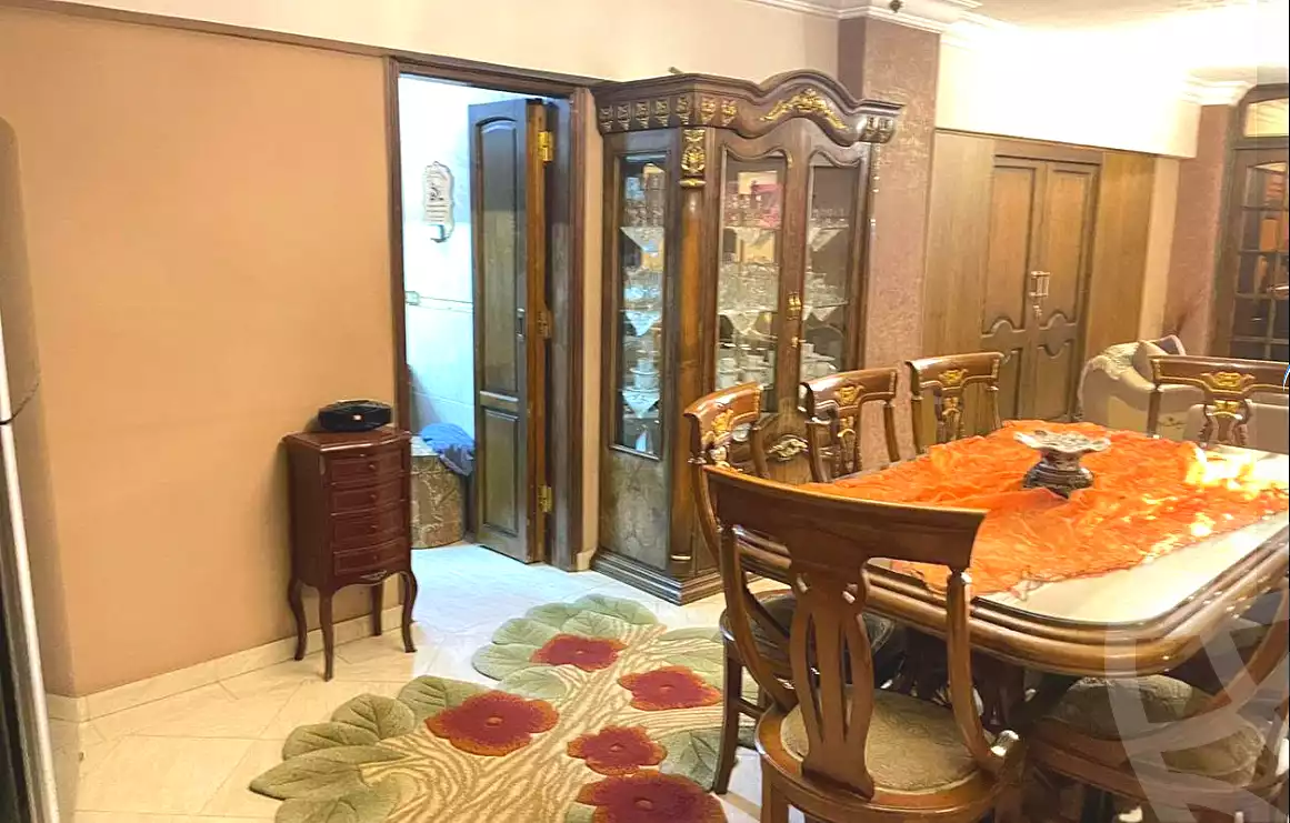 https://aqarmap.com.eg/en/listing/7257214-for-sale-cairo-helwan-helwan-el-sharkeya-heidar-st