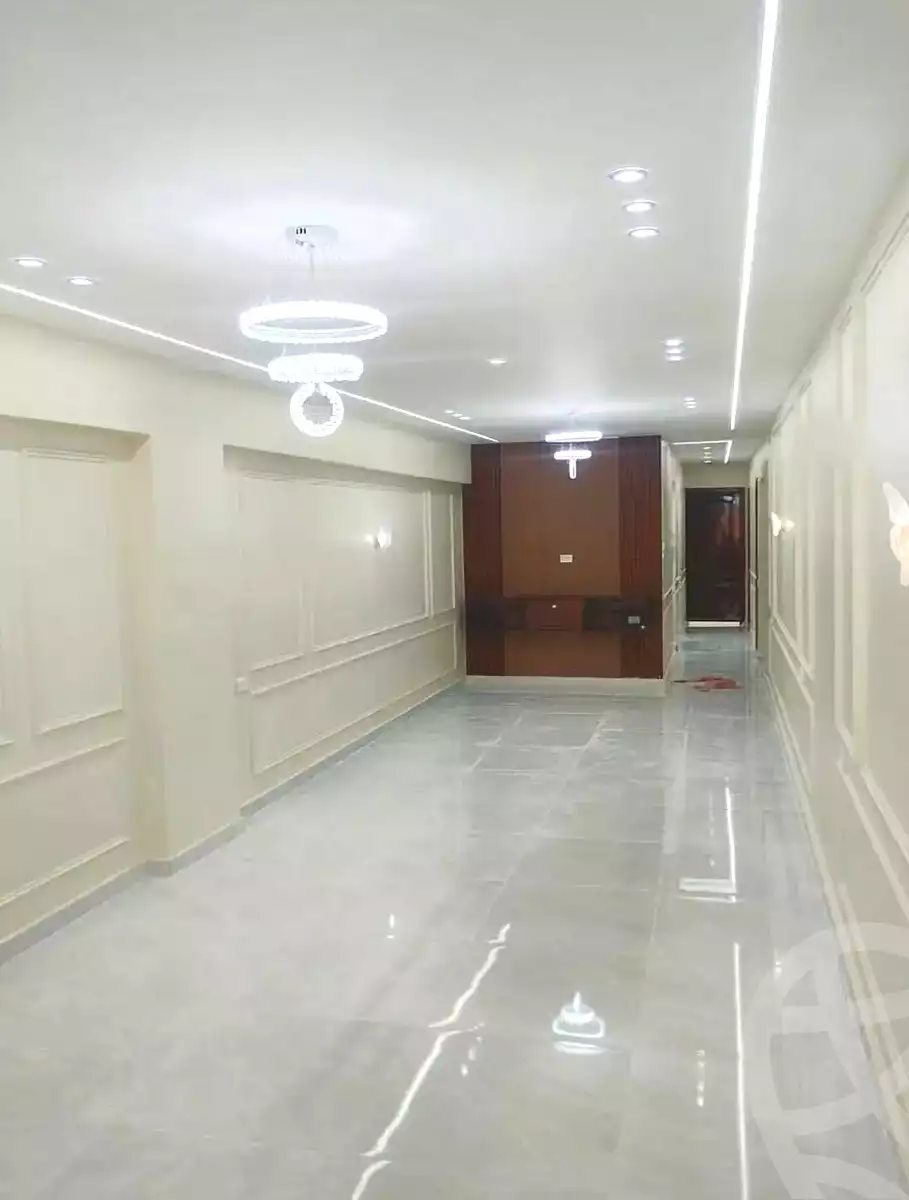 https://aqarmap.com.eg/ar/listing/7257386-for-sale-alexandria-al-agamy-el-hanouvel