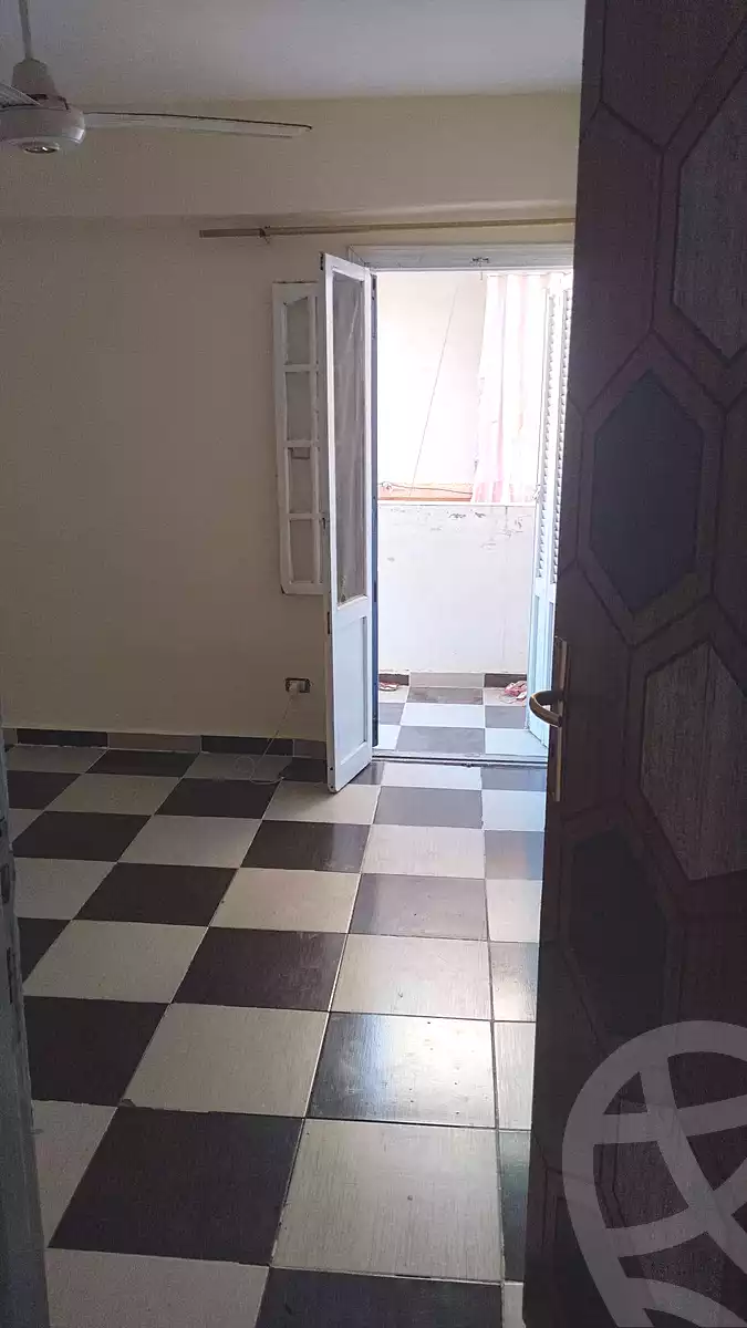 https://aqarmap.com.eg/ar/listing/7257476-for-rent-alexandria-al-agamy-el-hanouvel-al-haded-we-al-soulb-st