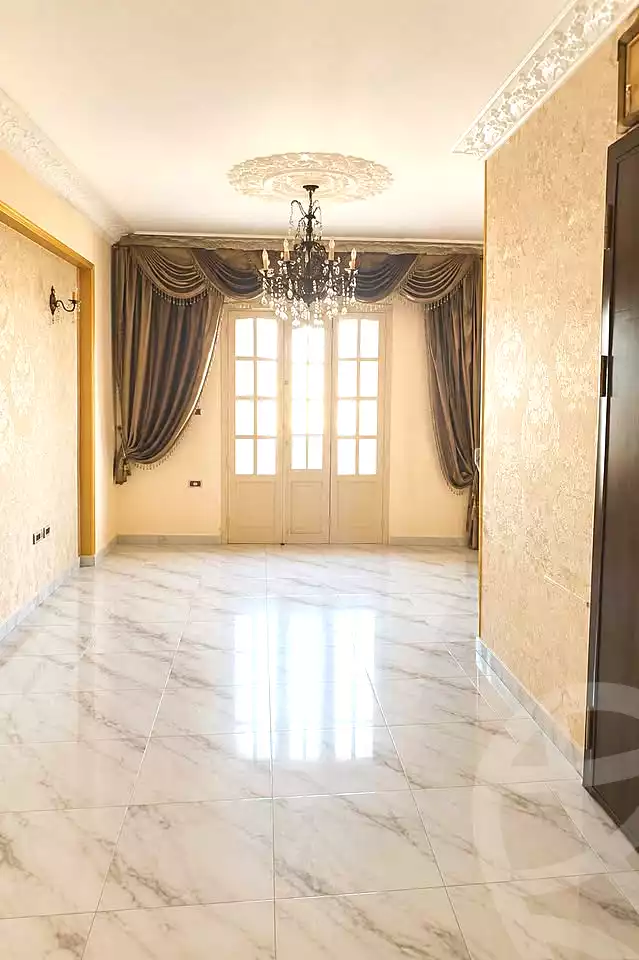 https://aqarmap.com.eg/en/listing/7257496-for-sale-alexandria-glim-al-azaa-st