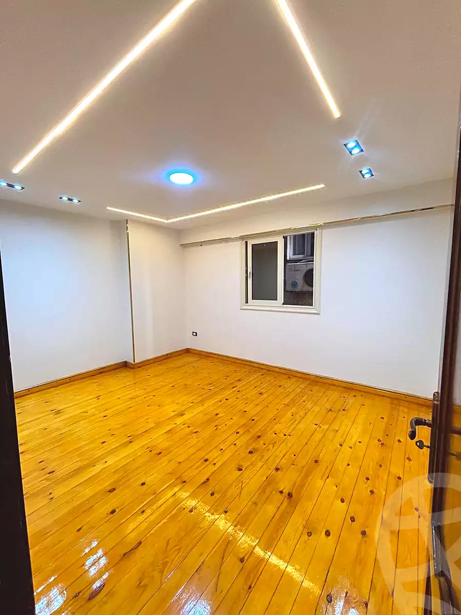 https://aqarmap.com.eg/ar/listing/7257541-for-sale-alexandria-sydy-bshr-sydy-bshr-bhry-shr-lsg-mhmd-bd-lslm