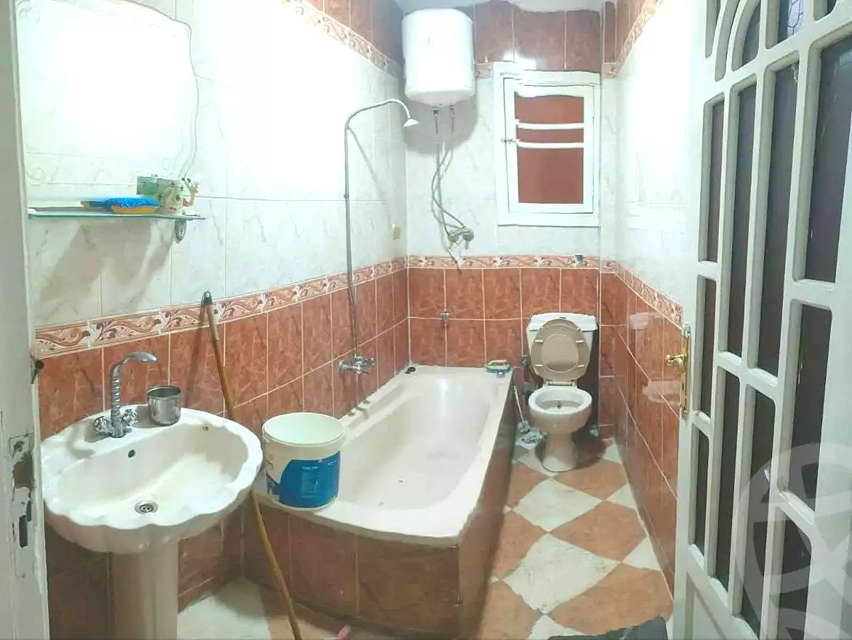 https://aqarmap.com.eg/ar/listing/7257558-for-sale-alexandria-el-asafra-shr-45