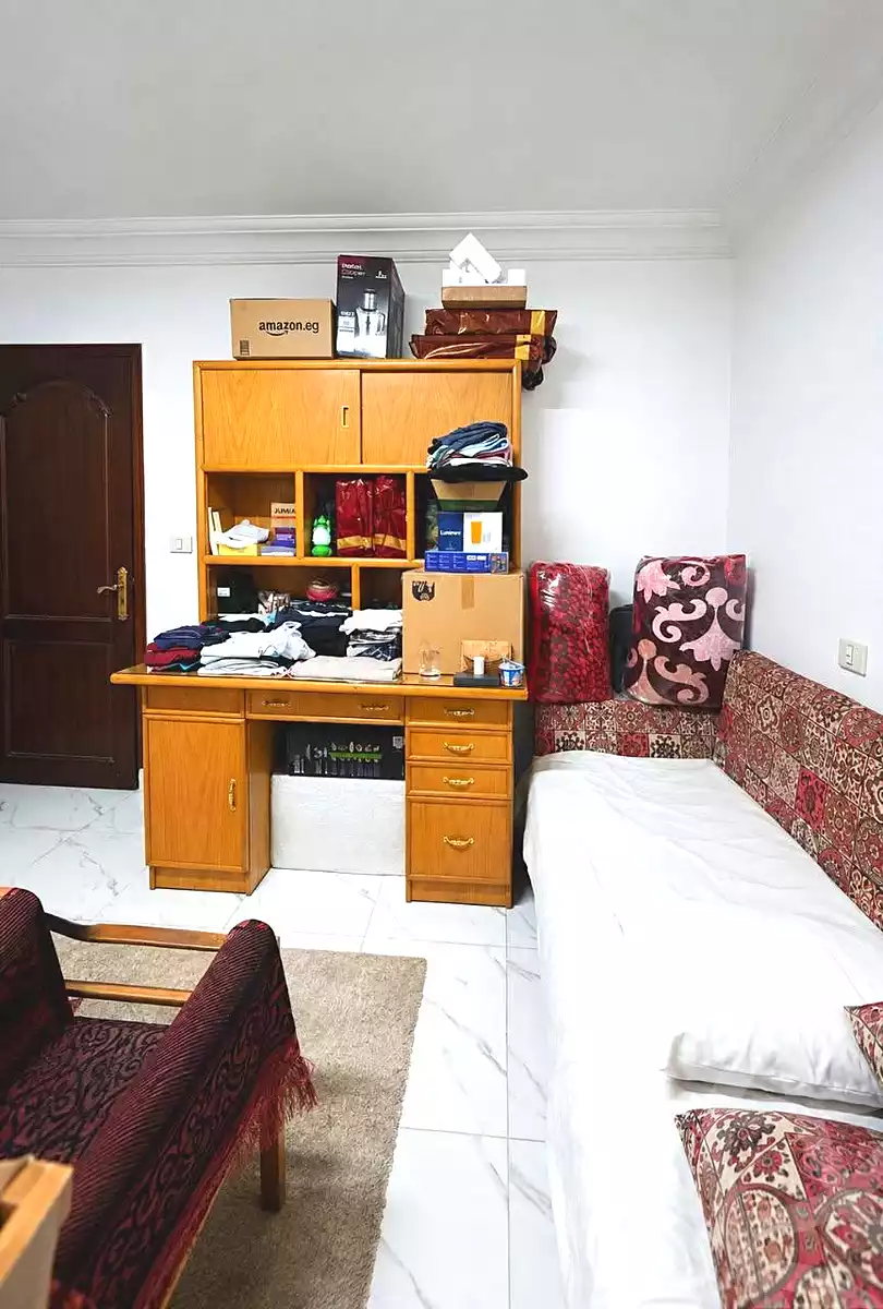 https://aqarmap.com.eg/en/listing/7257696-for-sale-cairo-helwan-zou-el-fekar-basha-st