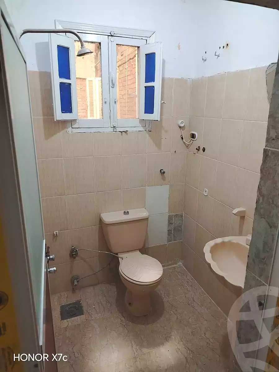 https://aqarmap.com.eg/ar/listing/7257751-for-sale-alexandria-al-agamy-bw-ywsf