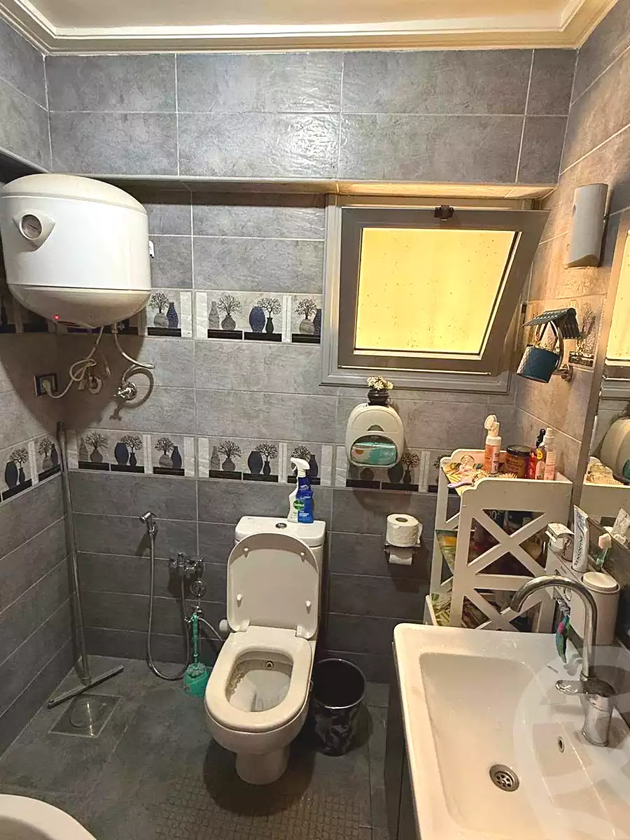 https://aqarmap.com.eg/en/listing/7257817-for-sale-alexandria-bw-qyr-toson-st