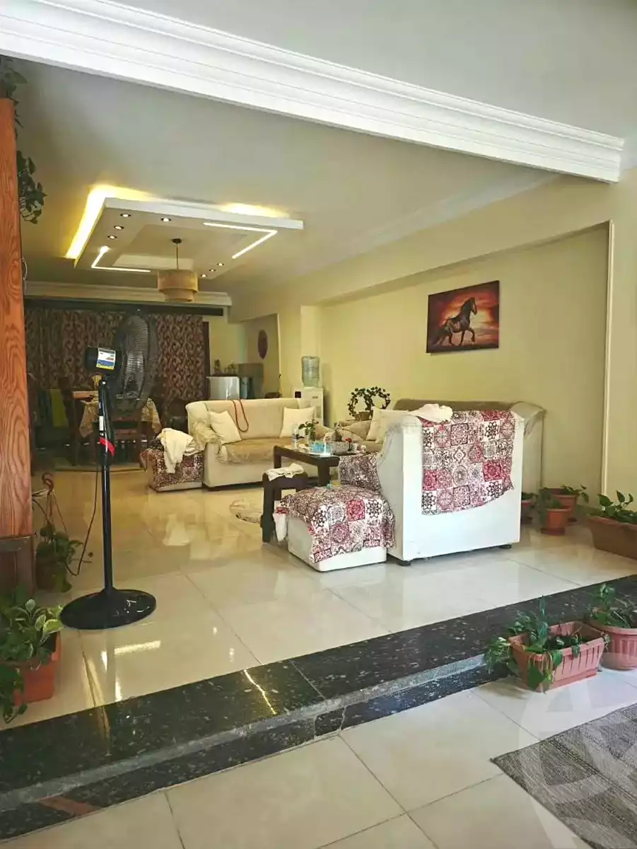 https://aqarmap.com.eg/en/listing/7257871-for-sale-cairo-helwan-zou-el-fekar-basha-st