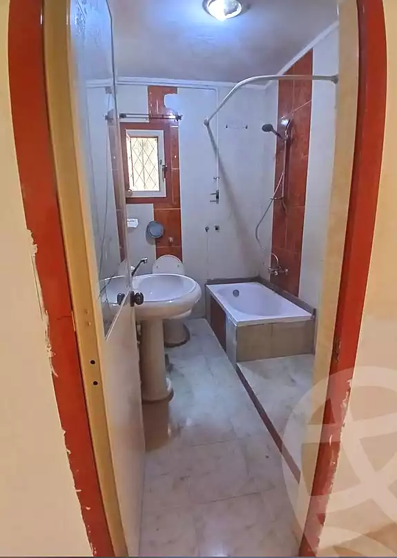 https://aqarmap.com.eg/en/listing/7258101-for-sale-alexandria-el-asafra-l-sfr-bhry