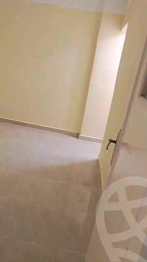 https://aqarmap.com.eg/ar/listing/7258286-for-rent-alexandria-bolekly-shr-lblbl