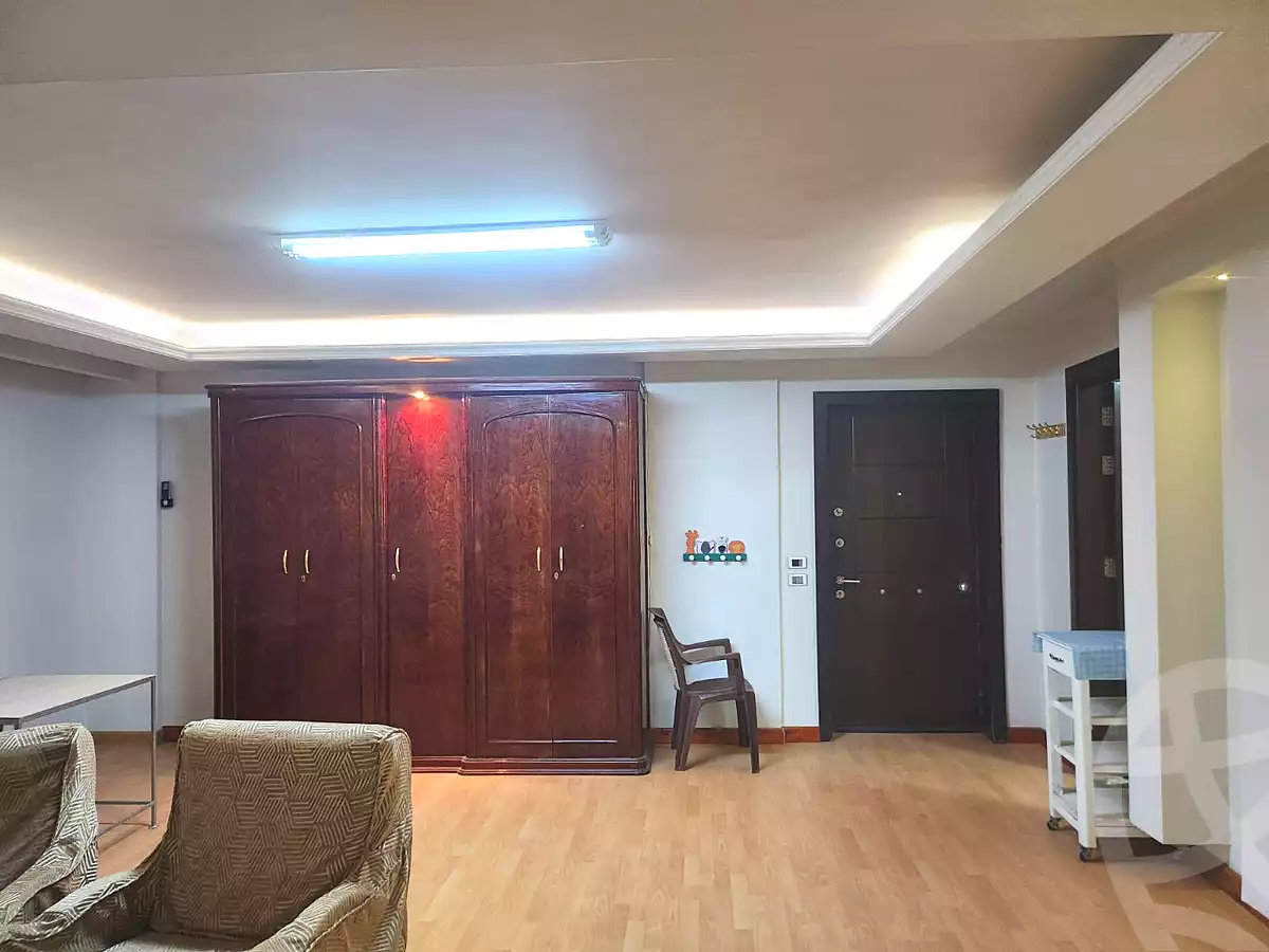 https://aqarmap.com.eg/ar/listing/7258312-for-rent-cairo-new-cairo-first-settlement-mhwr-mstfy-kml