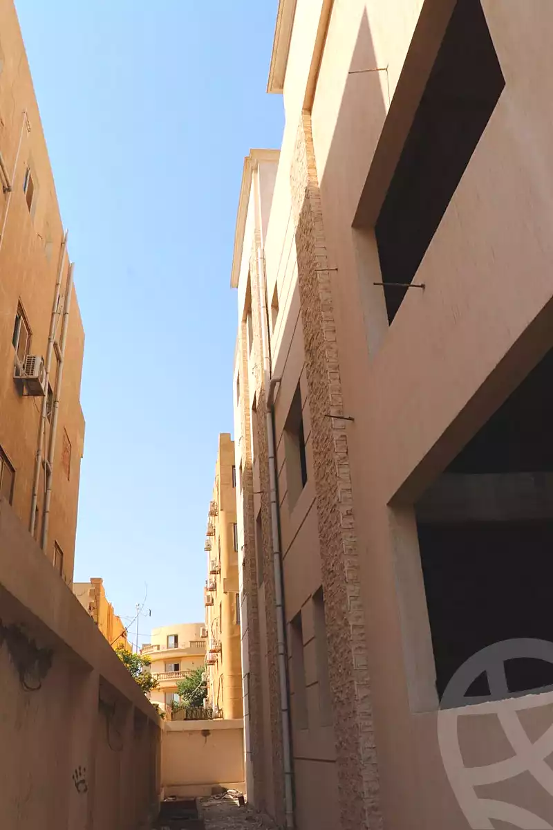 https://aqarmap.com.eg/ar/listing/7258415-for-sale-cairo-new-cairo-el-yassamin-el-yasmeen-6