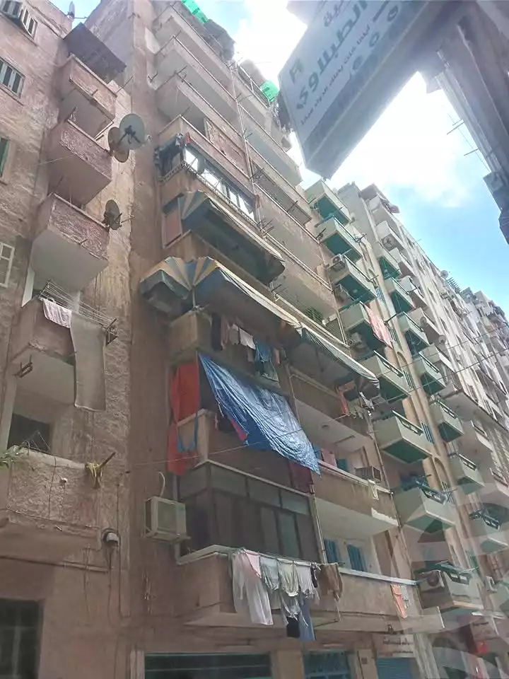 https://aqarmap.com.eg/ar/listing/7258776-for-sale-alexandria-shds
