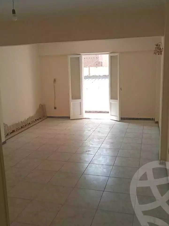 https://aqarmap.com.eg/ar/listing/7258776-for-sale-alexandria-shds