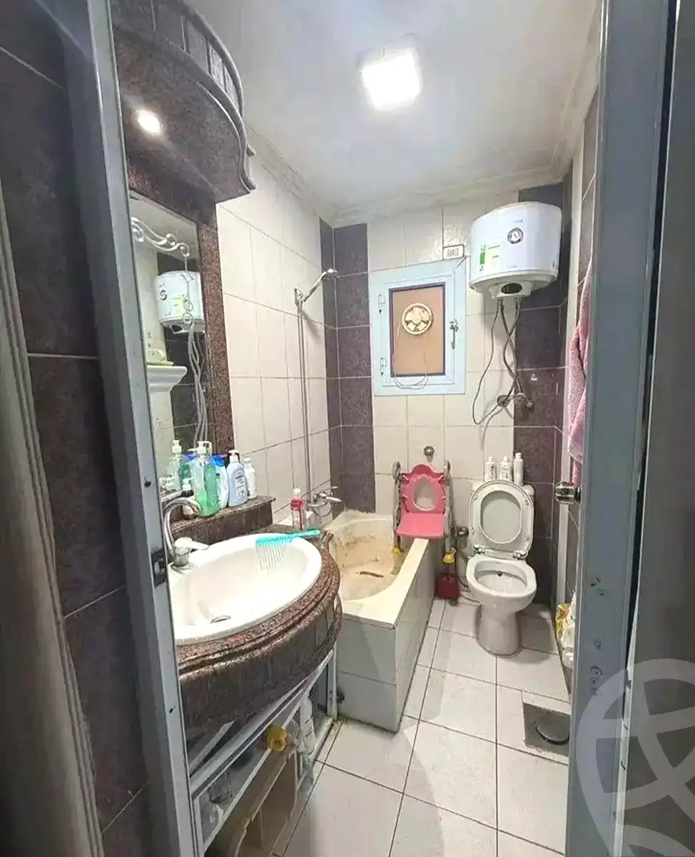 https://aqarmap.com.eg/ar/listing/7259123-for-sale-alexandria-sydy-bshr-sydy-bshr-bhry-shr-mhmd-njyb