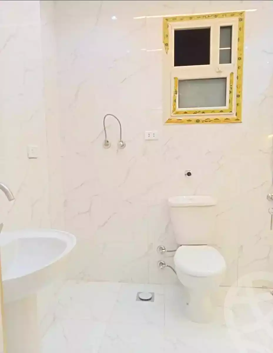 https://aqarmap.com.eg/en/listing/7259328-for-sale-alexandria-sydy-bshr-sydy-bshr-bhry-gamal-abd-el-nasir-st