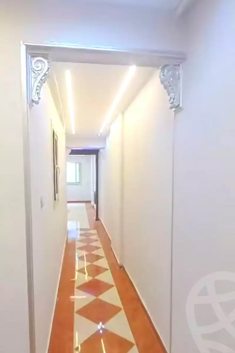 https://aqarmap.com.eg/ar/listing/7259333-for-sale-alexandria-sydy-bshr-sydy-bshr-qbly-hassan-refaat-st