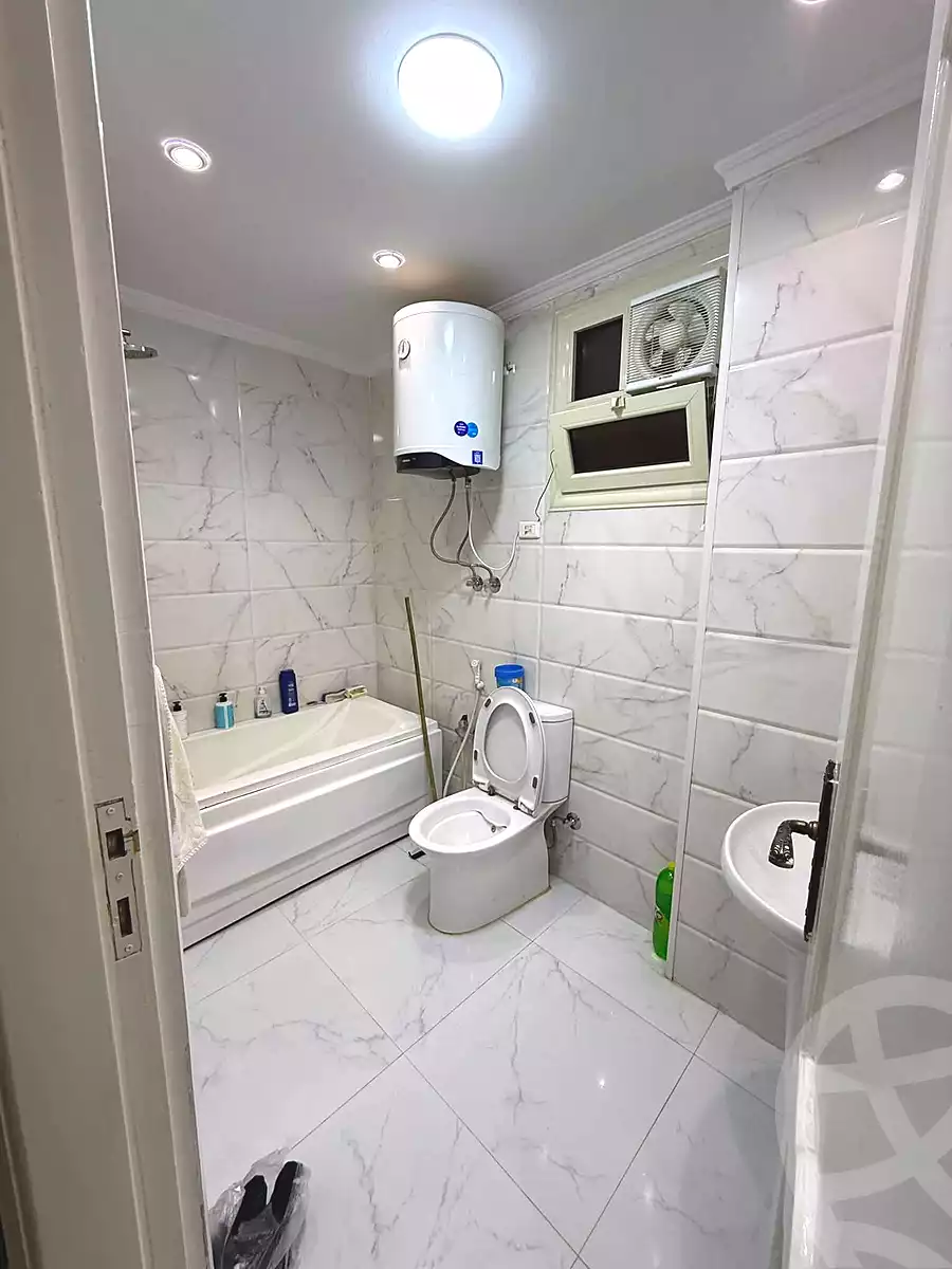 https://aqarmap.com.eg/ar/listing/7259358-for-sale-cairo-el-haram-shareaa-el-talateny