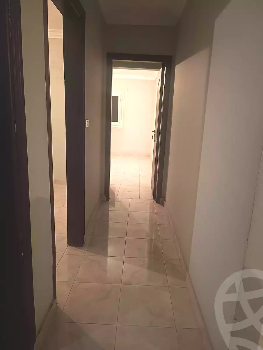 https://aqarmap.com.eg/ar/listing/7259393-for-rent-cairo-helwan-mostafa-fahmy-st