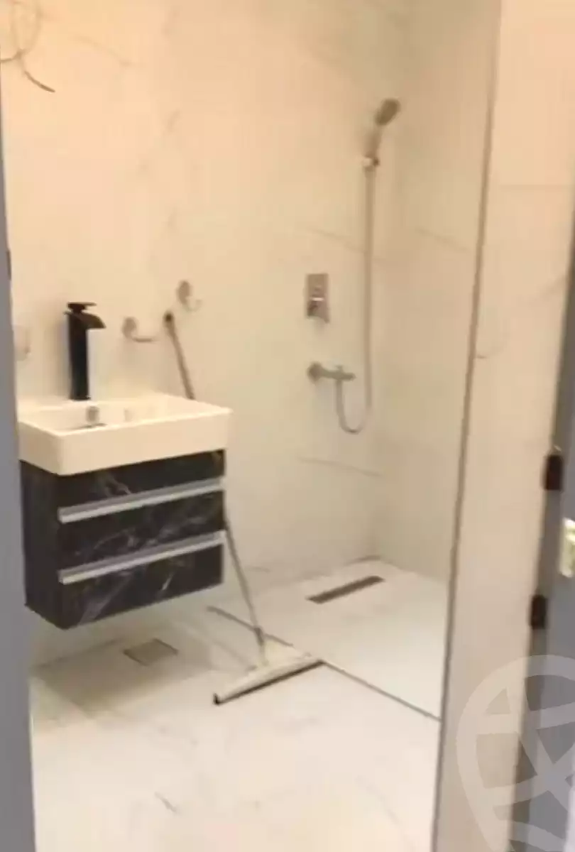 https://aqarmap.com.eg/en/listing/7259489-for-rent-cairo-hadayek-el-koba-hamamat-el-koba