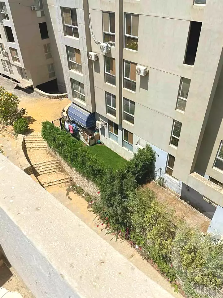 https://aqarmap.com.eg/en/listing/7259967-for-sale-cairo-new-cairo-compounds-kmbwnd-kryk-twn-il-cazar