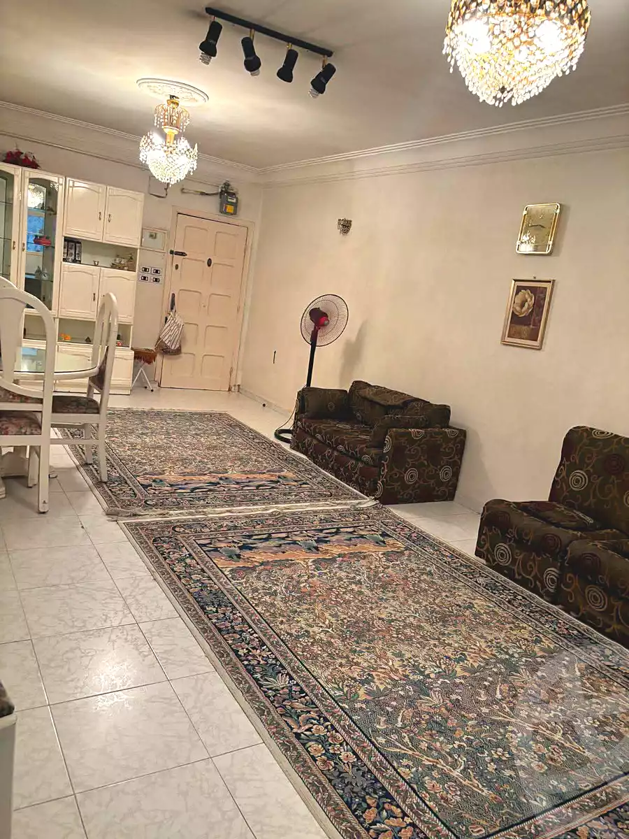 https://aqarmap.com.eg/ar/listing/7260130-for-sale-cairo-ain-shams-ahmed-esmat-st