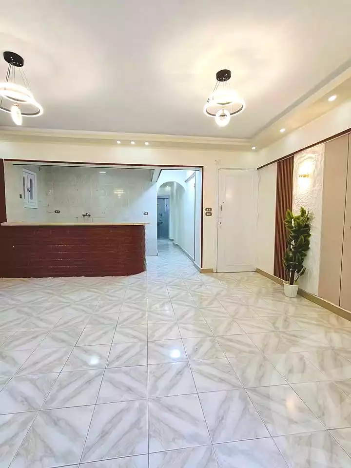 https://aqarmap.com.eg/ar/listing/7260149-for-sale-alexandria-al-agamy-shataa-el-nakheel-street-37