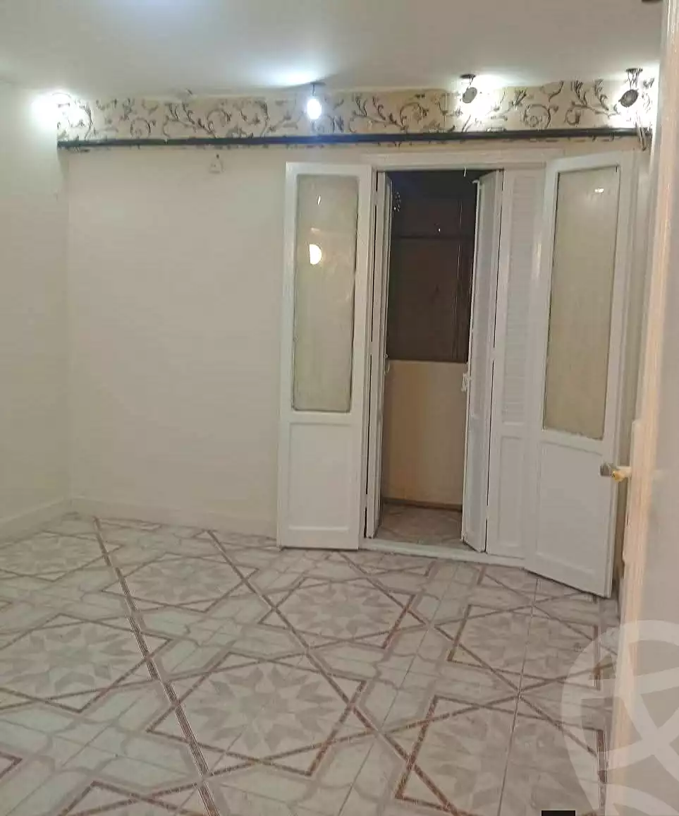 https://aqarmap.com.eg/ar/listing/7260273-for-rent-alexandria-miami