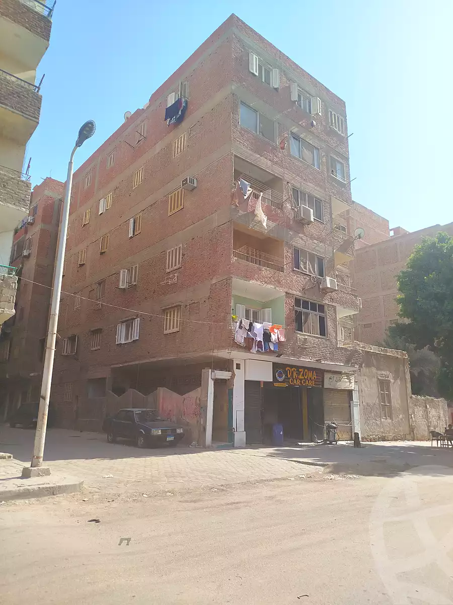 https://aqarmap.com.eg/en/listing/7260302-for-sale-cairo-helwan-helwan-el-sharkeya-mostafa-safwat-st