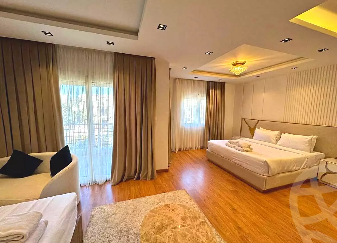 https://aqarmap.com.eg/en/listing/7260434-for-sale-cairo-new-cairo-compounds-sarai-club-views-sarai-compound