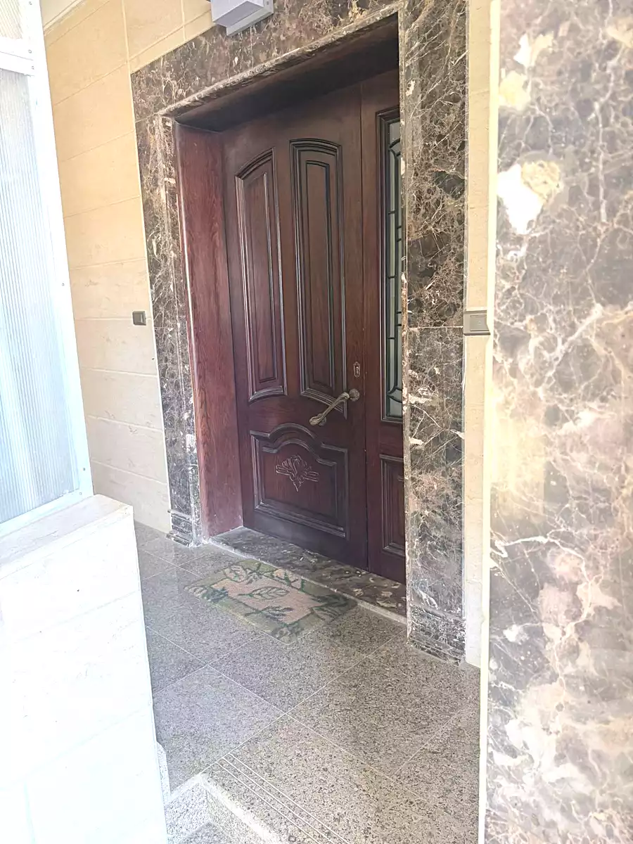 https://aqarmap.com.eg/ar/listing/7260484-for-rent-cairo-new-cairo-south-investors-al-gezira-st