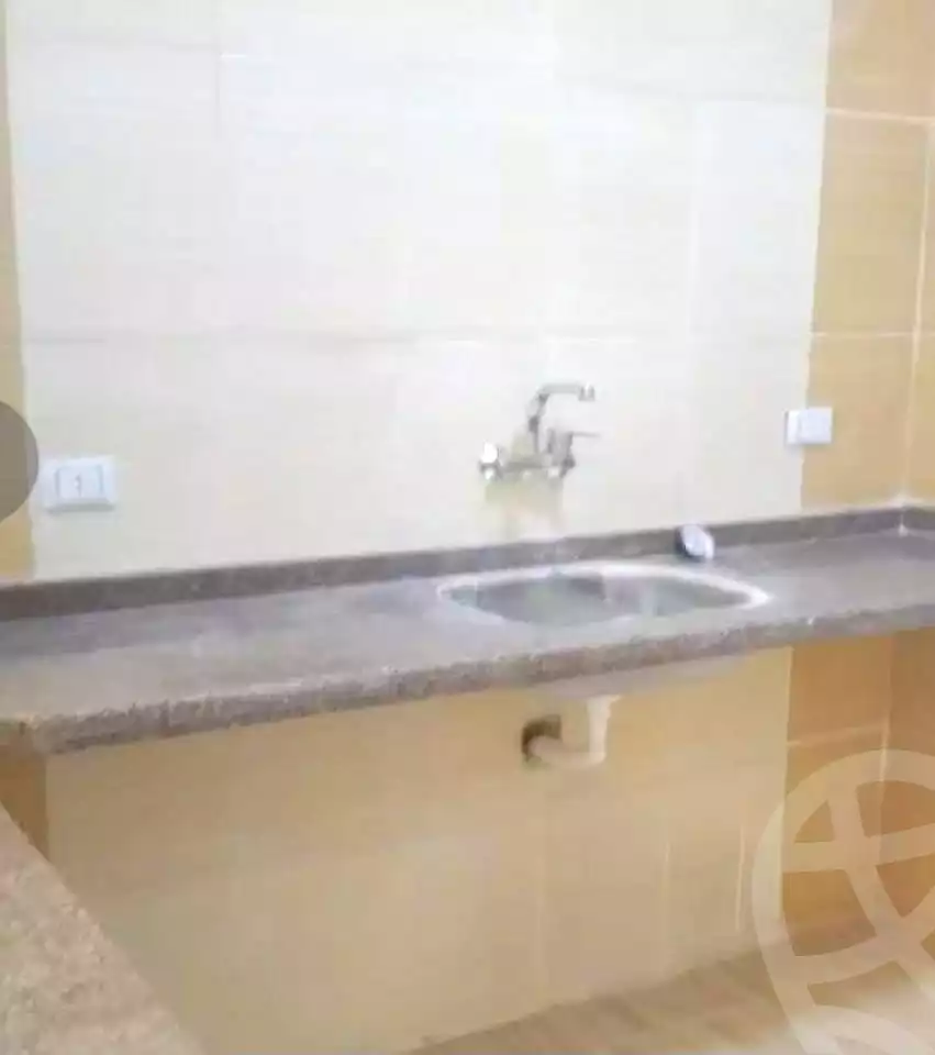 https://aqarmap.com.eg/en/listing/7260794-for-sale-alexandria-al-agamy-el-hanouvel