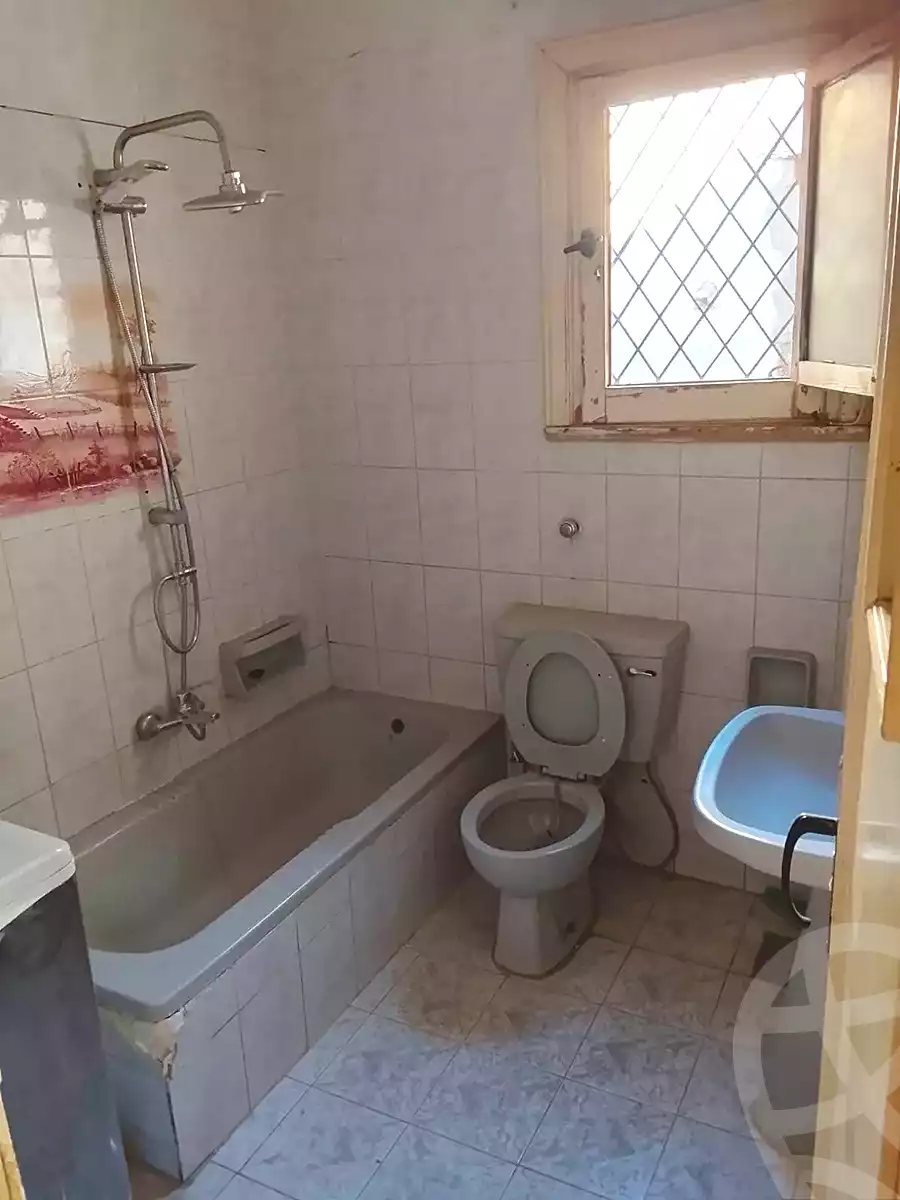 https://aqarmap.com.eg/ar/listing/7260932-for-sale-alexandria-al-agamy-lbytsh-el-hay-st