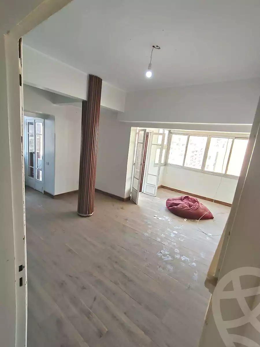 https://aqarmap.com.eg/en/listing/7260686-for-rent-cairo-downtown-el-tahrir