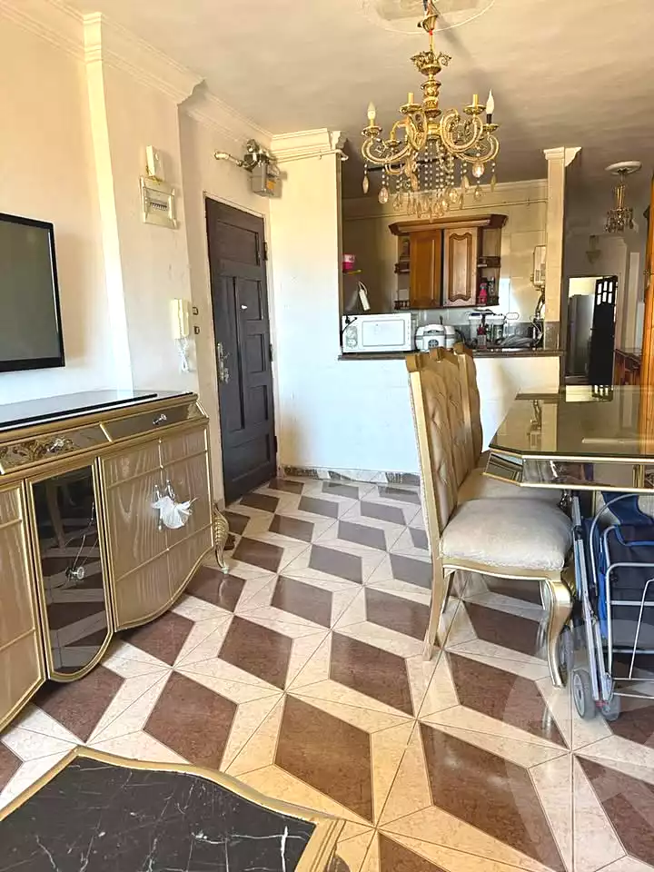 https://aqarmap.com.eg/ar/listing/7261083-for-sale-alexandria-el-asafra-l-sfr-bhry