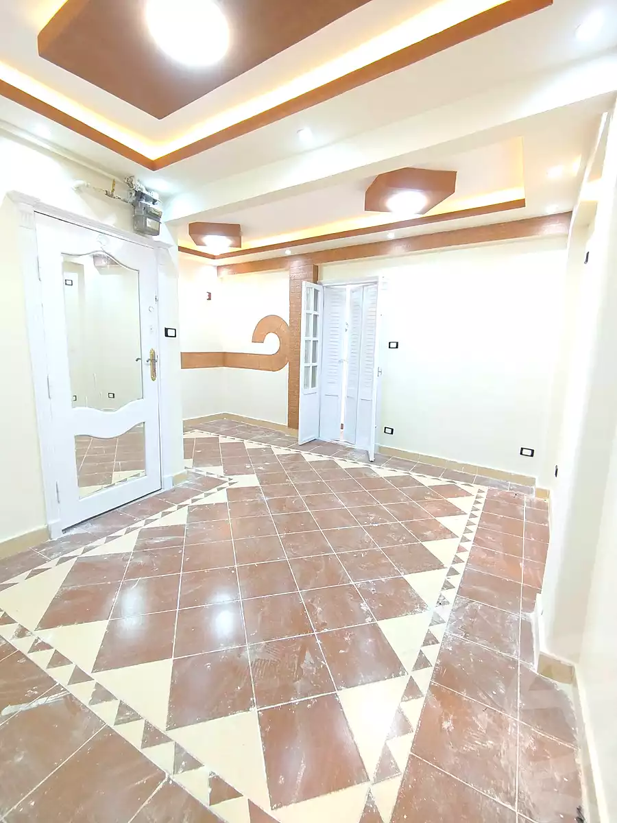 https://aqarmap.com.eg/ar/listing/7261344-for-sale-alexandria-lsywf-el-seyouf-qebly-el-salam-st
