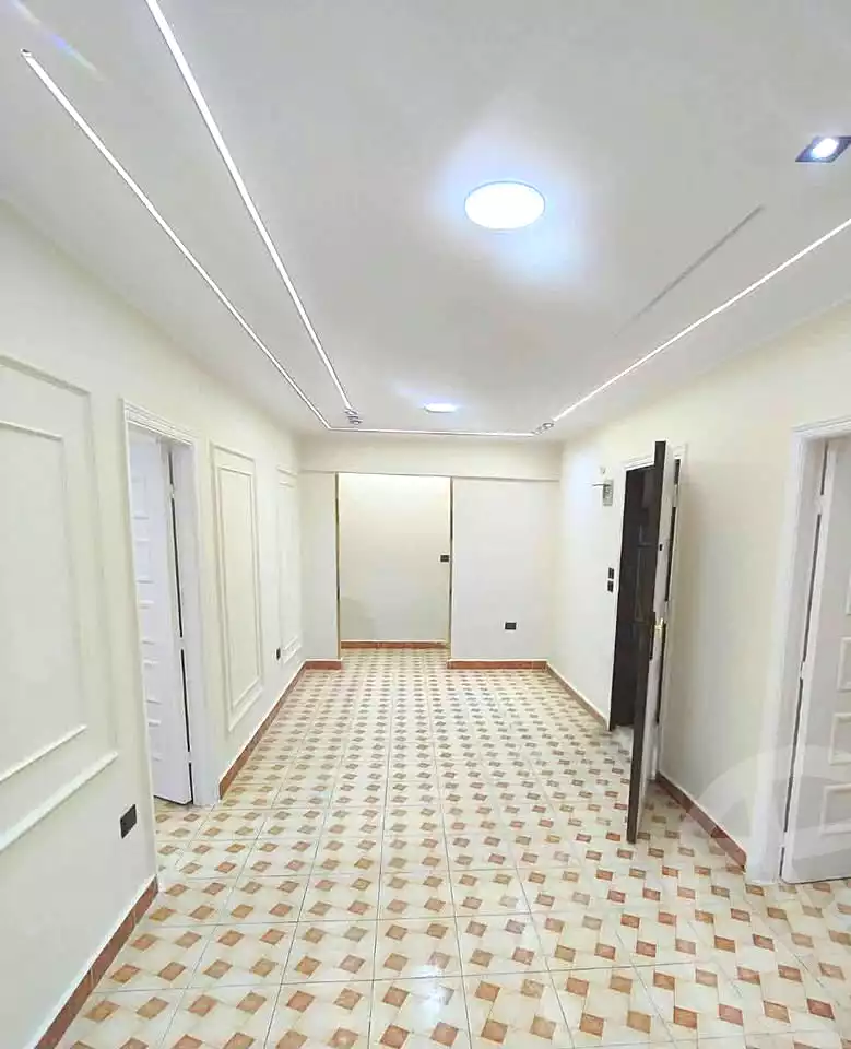 https://aqarmap.com.eg/ar/listing/7261379-for-sale-alexandria-el-asafra-l-sfr-bhry